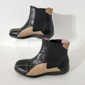 Gris Leather Slip On Ankle Women's Boots Size 5